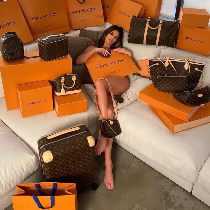 スーパーコピー ルイヴィトン スーツケース