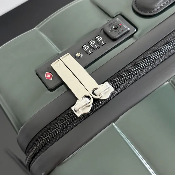 スーパーコピー ボッテガ ヴェネタ スーツケース