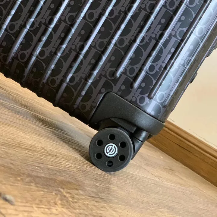 スーパーコピー グッチ スーツケース