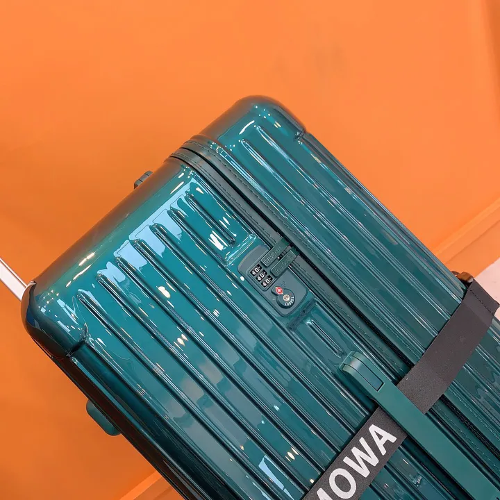 スーパーコピー リモワ スーツケース