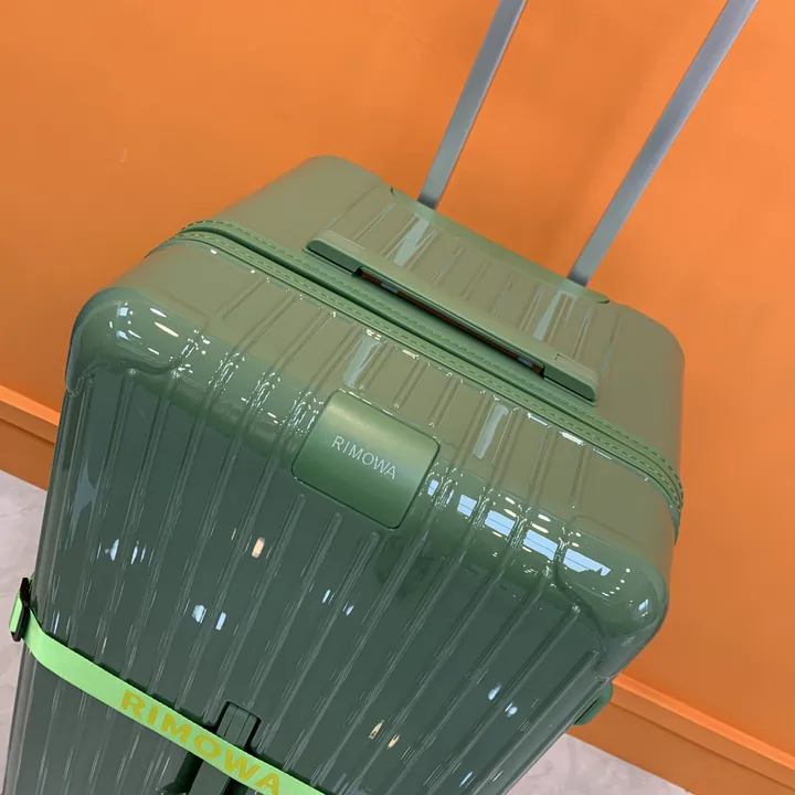 スーパーコピー リモワ スーツケース
