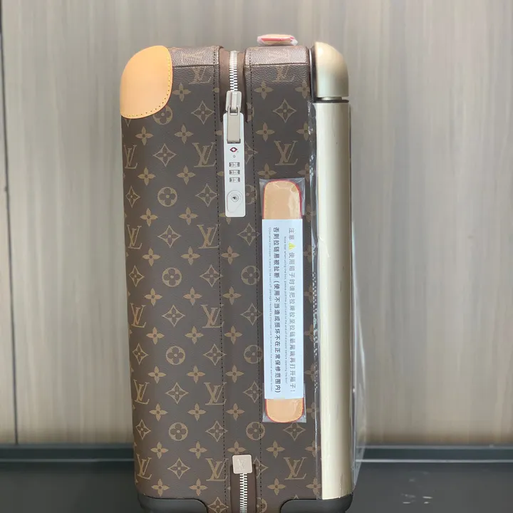 スーパーコピー ルイヴィトン スーツケース