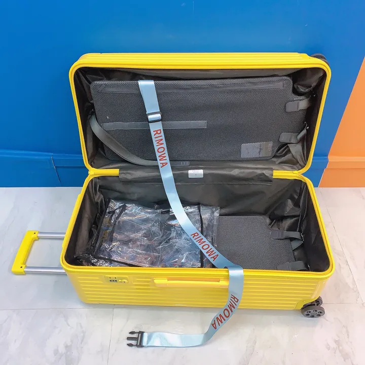 スーパーコピー リモワ スーツケース