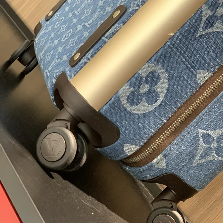 スーパーコピー ルイヴィトン スーツケース