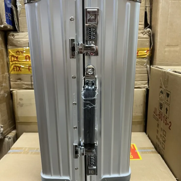 スーパーコピー リモワ スーツケース