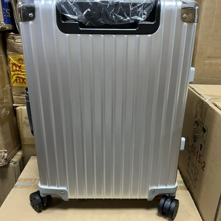 スーパーコピー リモワ スーツケース