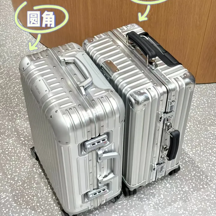 スーパーコピー リモワ スーツケース