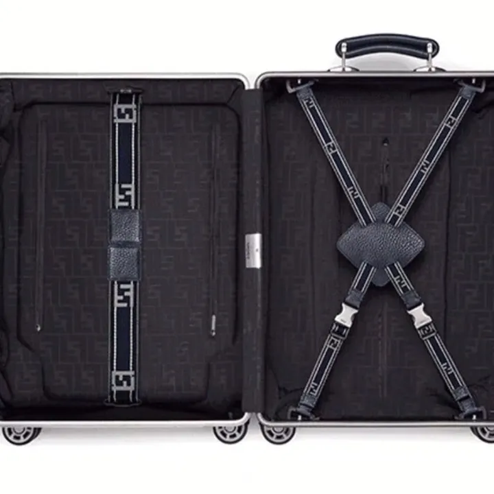 スーパーコピー フェンディ スーツケース