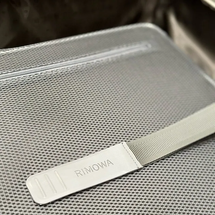 スーパーコピー リモワ スーツケース