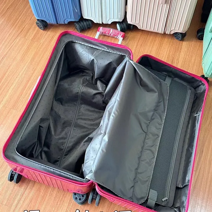 スーパーコピー リモワ スーツケース