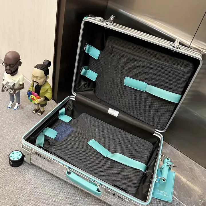 スーパーコピー ティファニー スーツケース