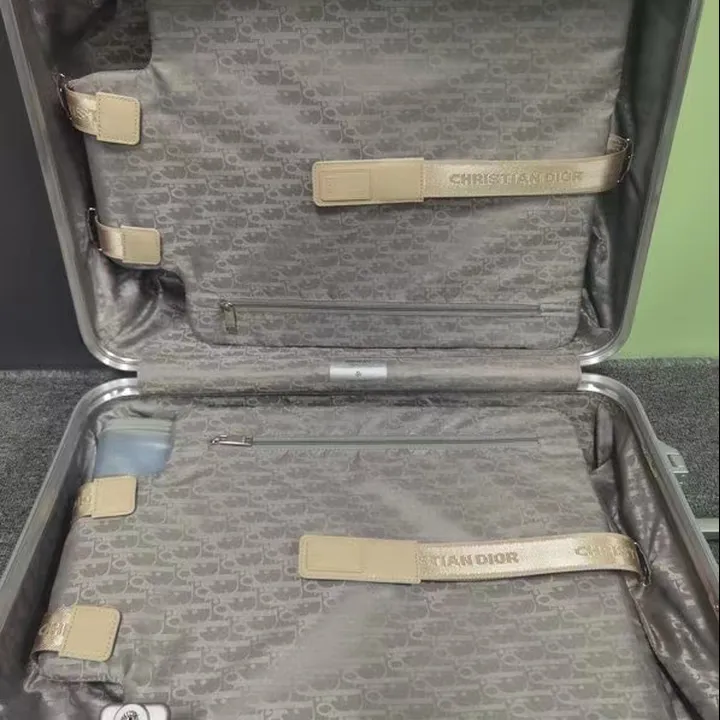 スーパーコピー グッチ スーツケース