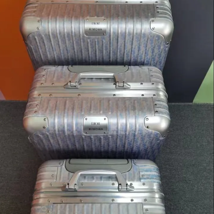 スーパーコピー グッチ スーツケース