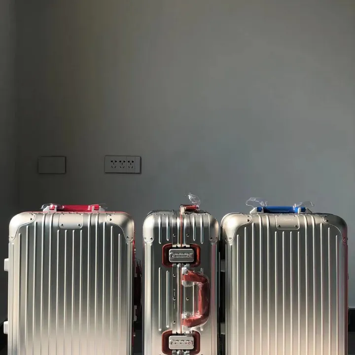 スーパーコピー リモワ スーツケース