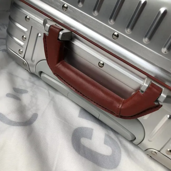 スーパーコピー リモワ スーツケース