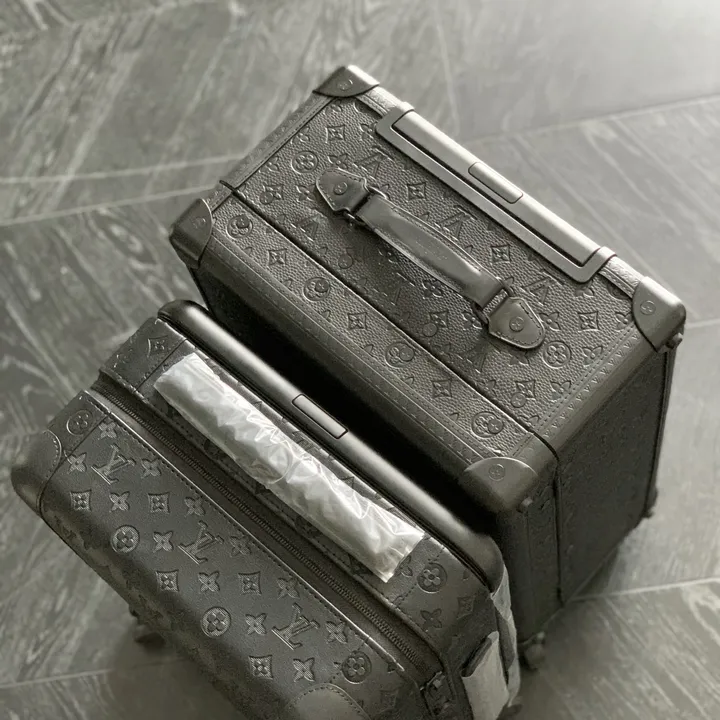 スーパーコピー ルイヴィトン スーツケース