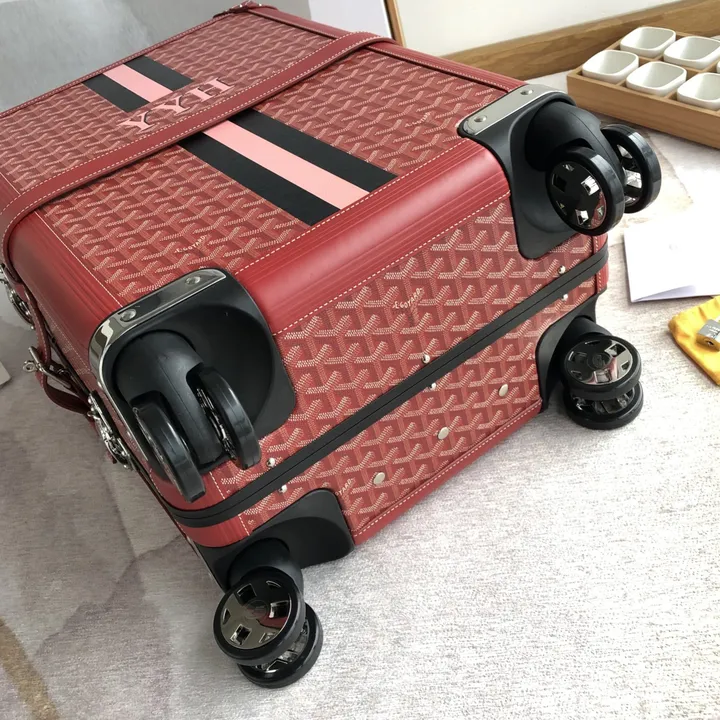 スーパーコピー フェンディ スーツケース