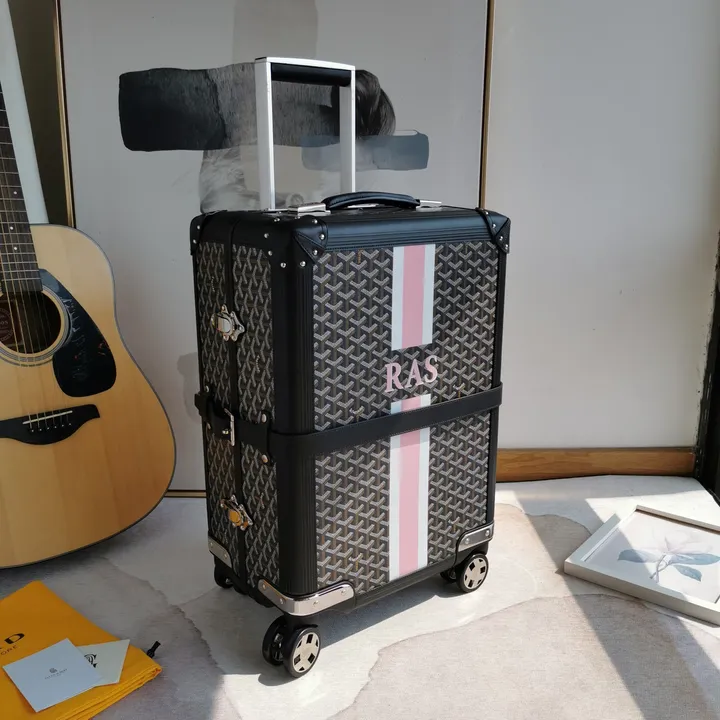 スーパーコピー フェンディ スーツケース