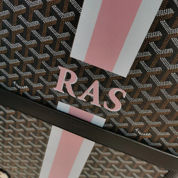 スーパーコピー フェンディ スーツケース