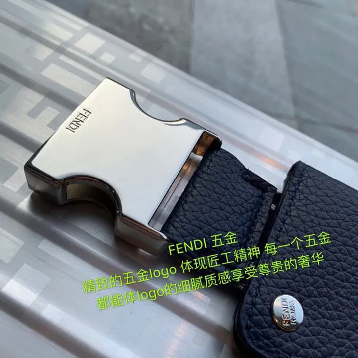 スーパーコピー ディオール スーツケース