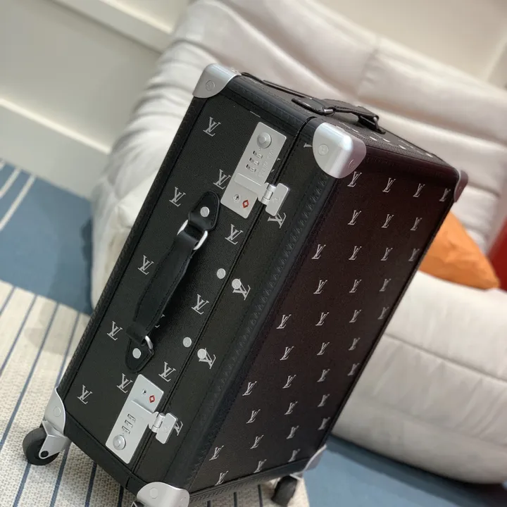 スーパーコピー ルイヴィトン スーツケース