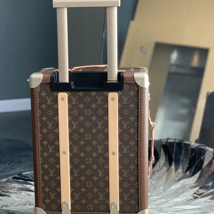スーパーコピー ルイヴィトン スーツケース