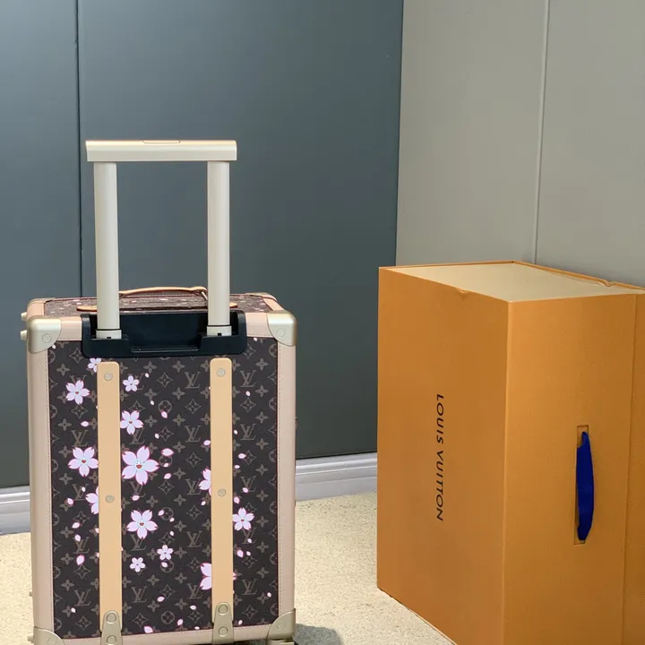 スーパーコピー ルイヴィトン スーツケース