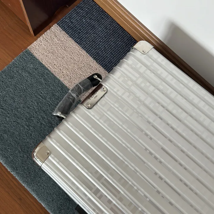 スーパーコピー ディオール スーツケース