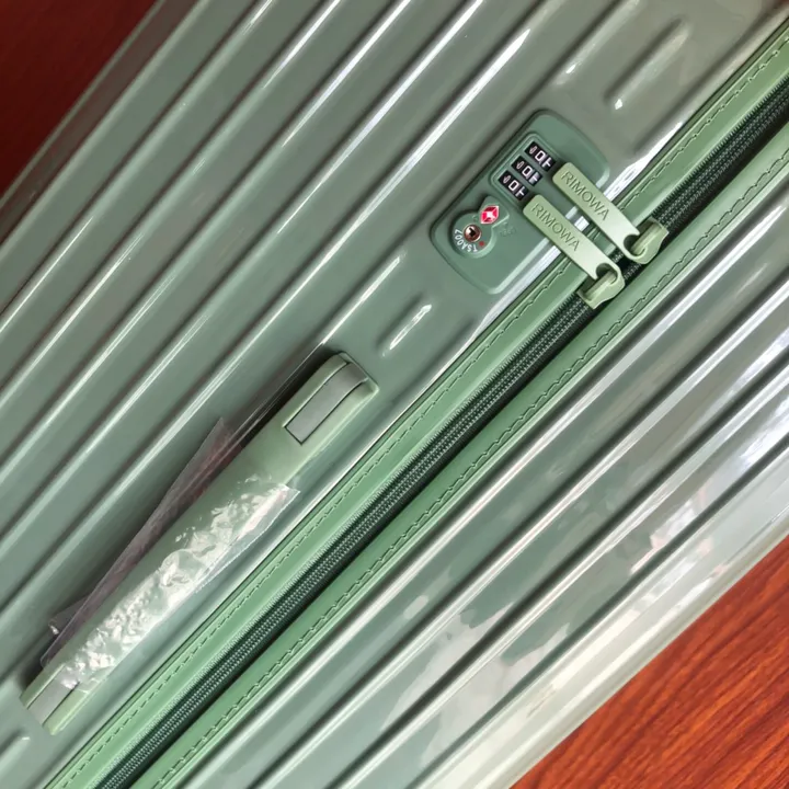 スーパーコピー リモワ スーツケース