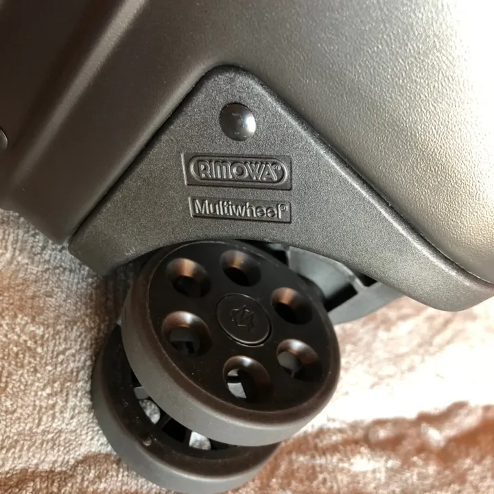 スーパーコピー リモワ スーツケース