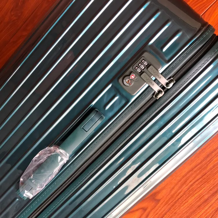 スーパーコピー リモワ スーツケース