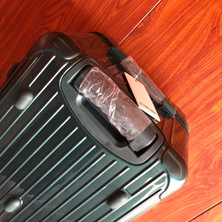 スーパーコピー リモワ スーツケース