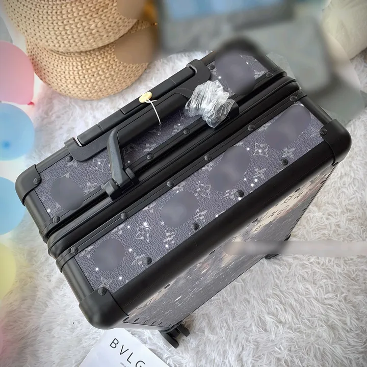 スーパーコピー ルイヴィトン スーツケース