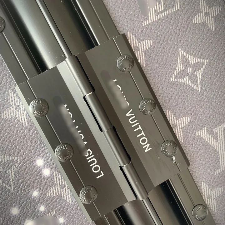 スーパーコピー ルイヴィトン スーツケース