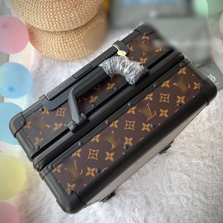 スーパーコピー ルイヴィトン スーツケース
