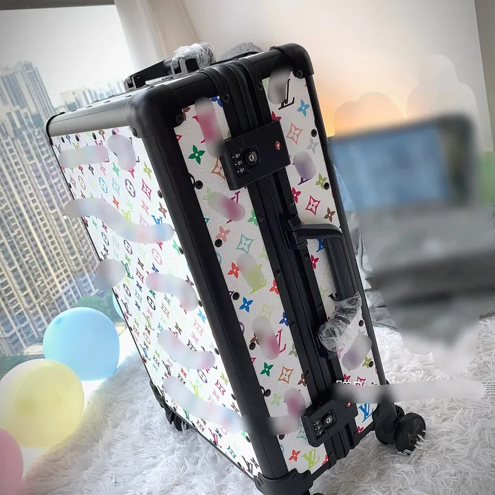 スーパーコピー ルイヴィトン スーツケース