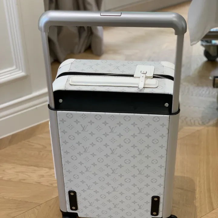 スーパーコピー ルイヴィトン スーツケース