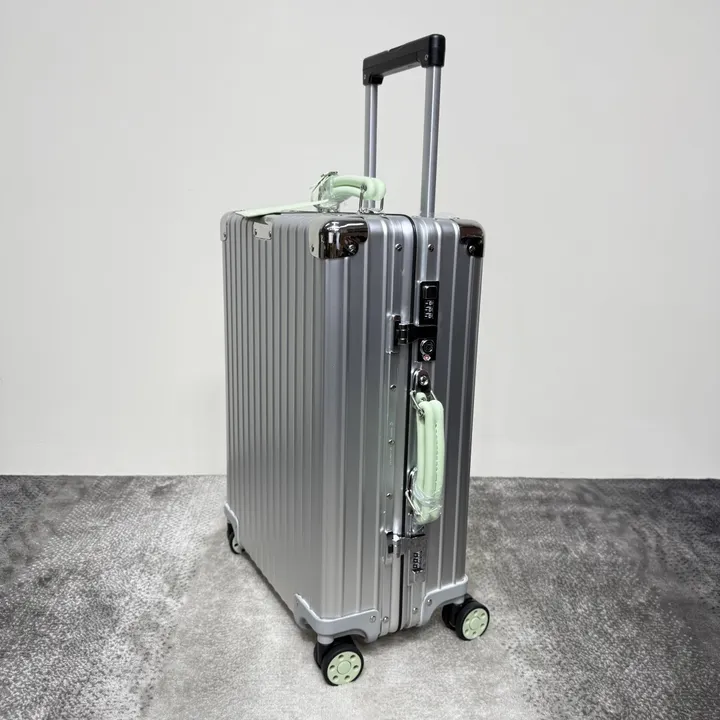 スーパーコピー リモワ スーツケース