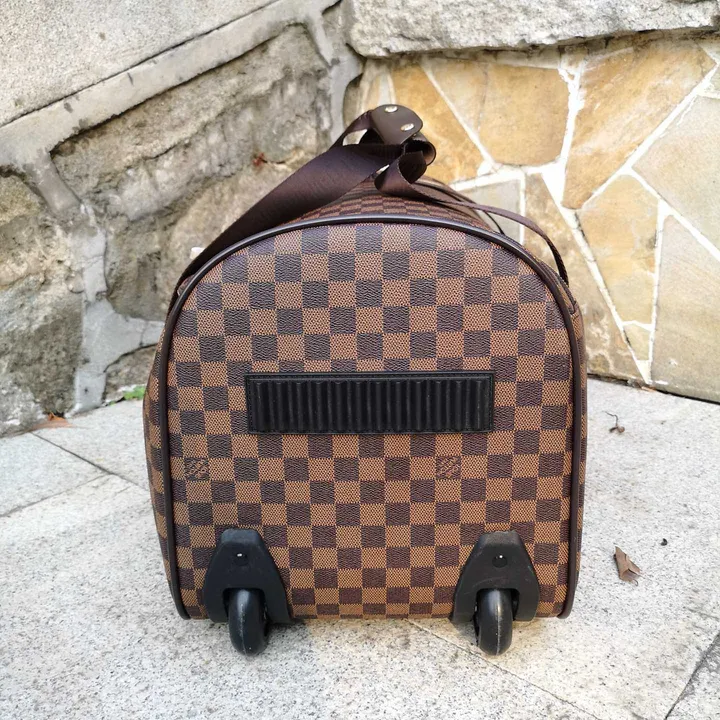 スーパーコピー ルイヴィトン スーツケース