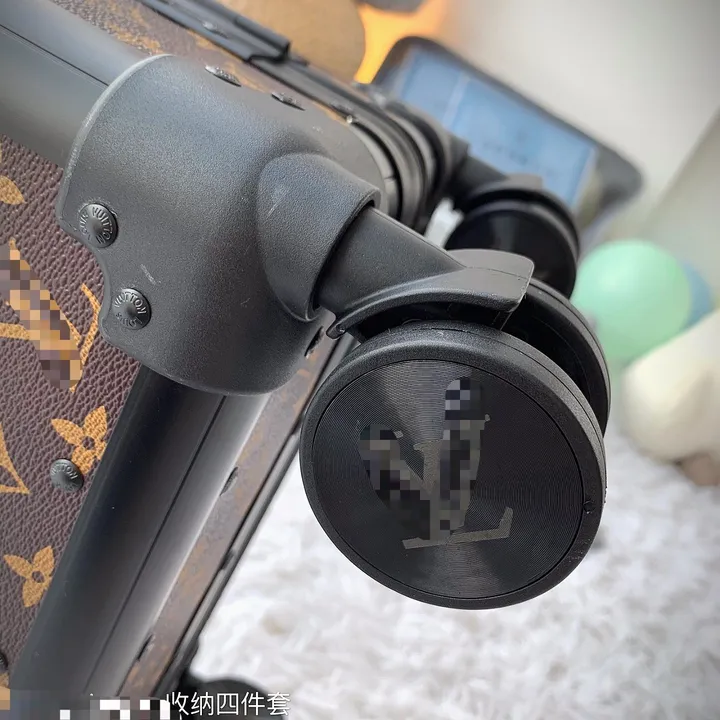 スーパーコピー ルイヴィトン スーツケース