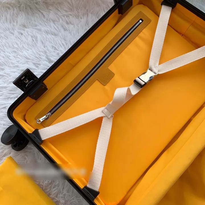 スーパーコピー フェンディ スーツケース