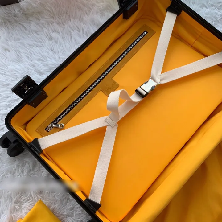 スーパーコピー フェンディ スーツケース