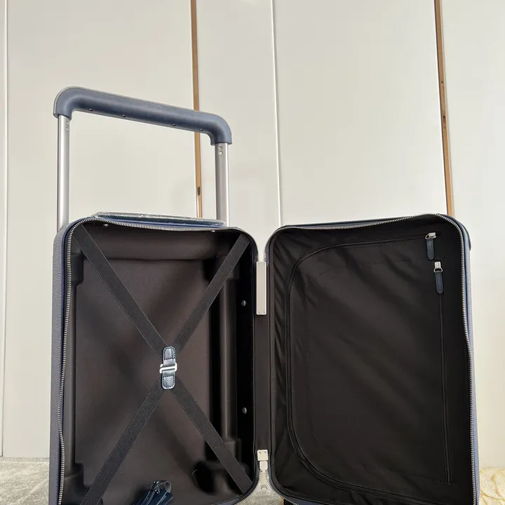 スーパーコピー ルイヴィトン スーツケース