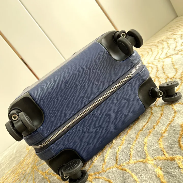 スーパーコピー ルイヴィトン スーツケース