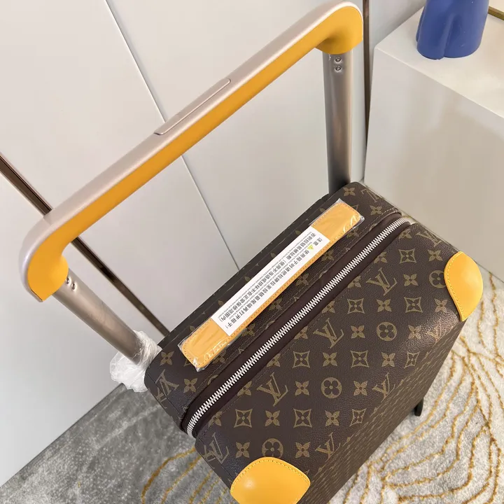 スーパーコピー ルイヴィトン スーツケース