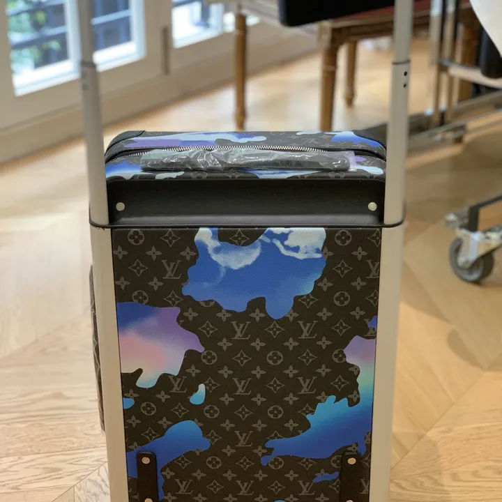 スーパーコピー ルイヴィトン スーツケース