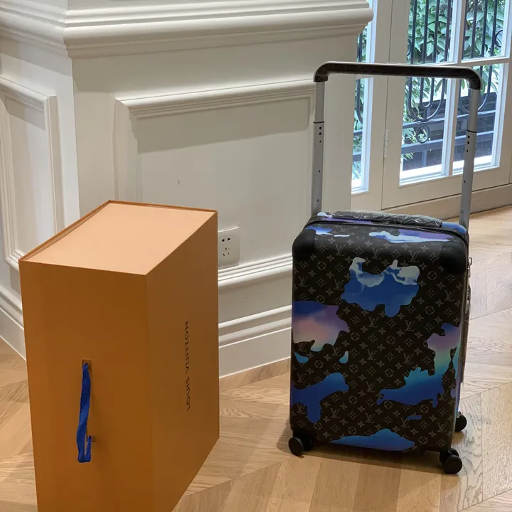 スーパーコピー ルイヴィトン スーツケース