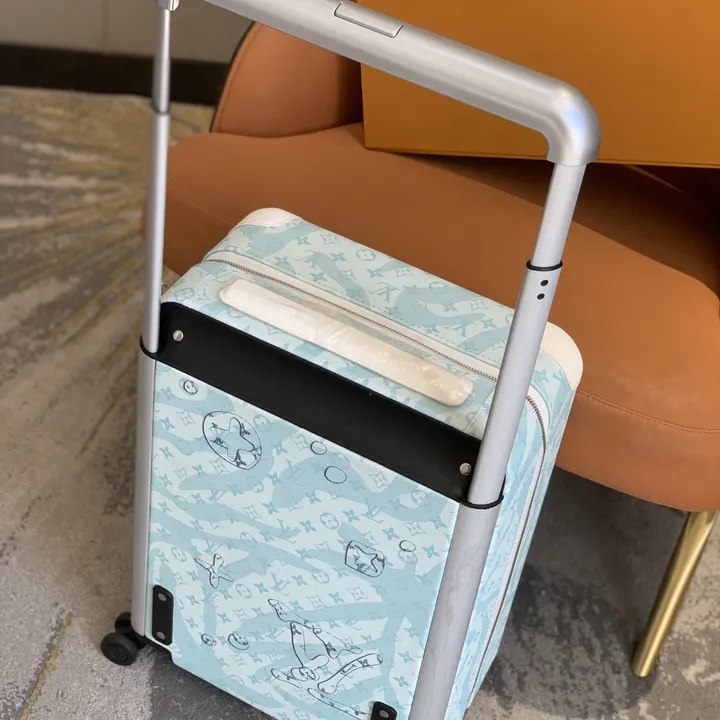 スーパーコピー ルイヴィトン スーツケース