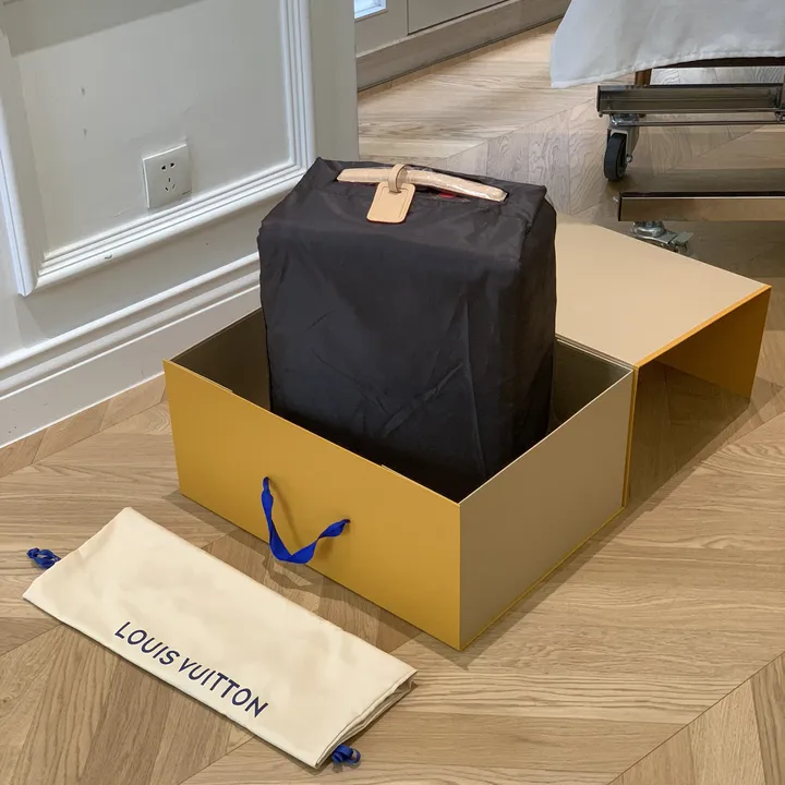 スーパーコピー ルイヴィトン スーツケース