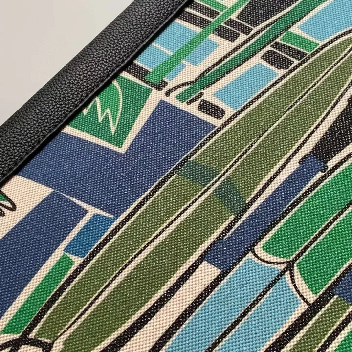 スーパーコピー シャネル スーツケース